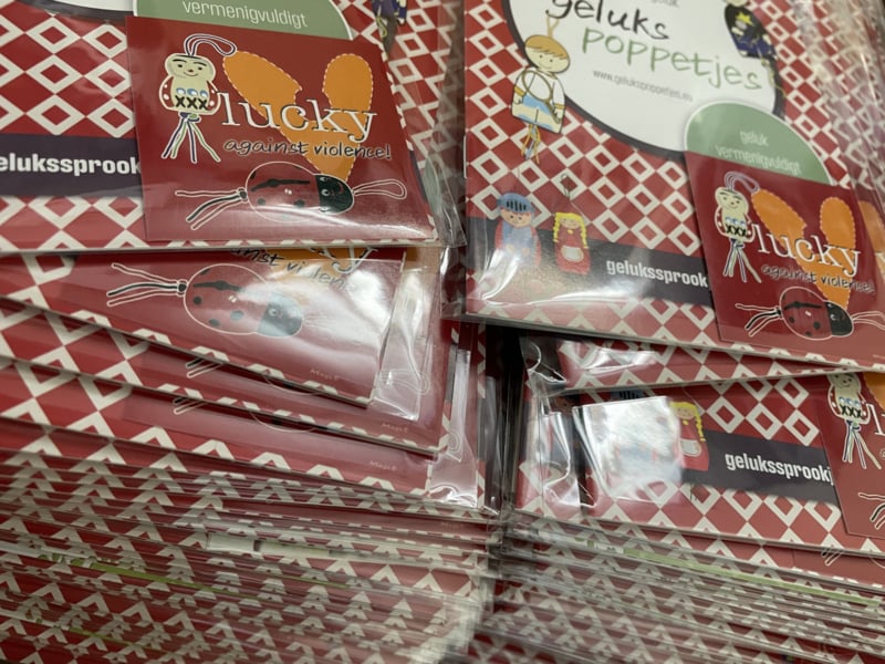 Free lucky doll surprise........