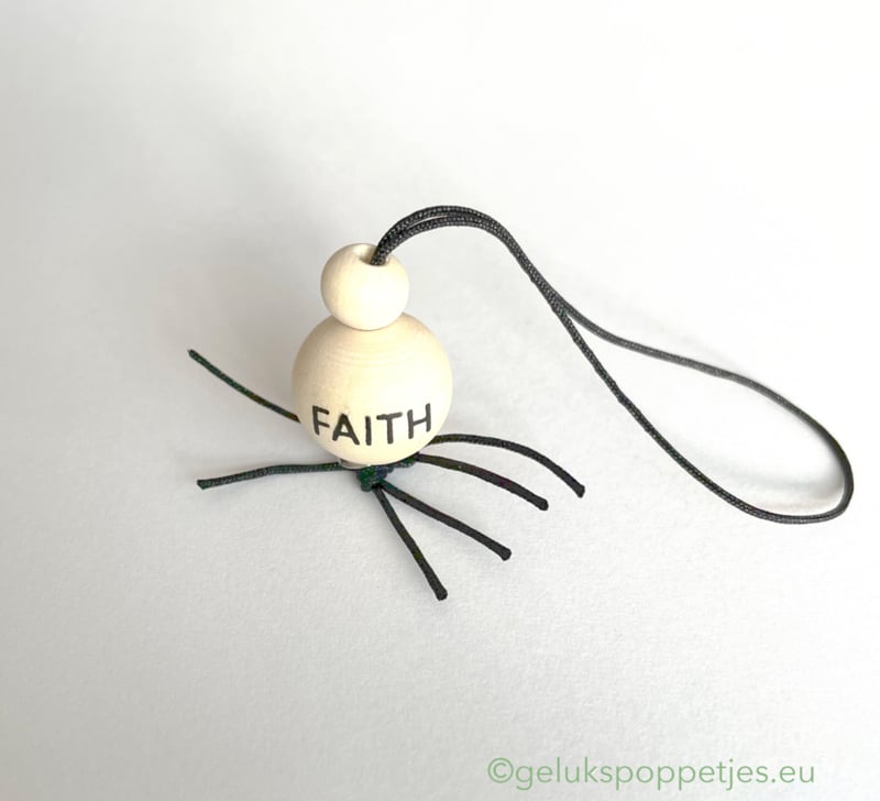 gelukspoppetje naturel met Faith