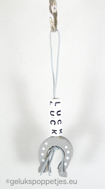 Sleutelhanger luck met gelukspoppetje hoefijzer