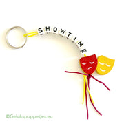 Sleutelhanger showtime met gelukspoppetje theatermaskers