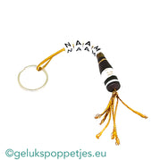 Naam sleutelhanger met gelukspoppetje wijnfles
