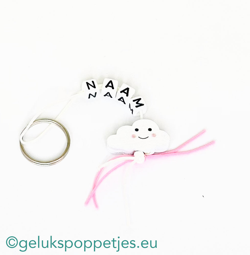 Naam sleutelhanger met gelukspoppetje wolkje roze