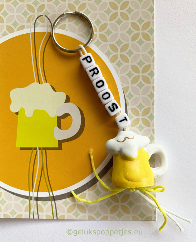 Sleutelhanger proost met gelukspoppetje bierpul