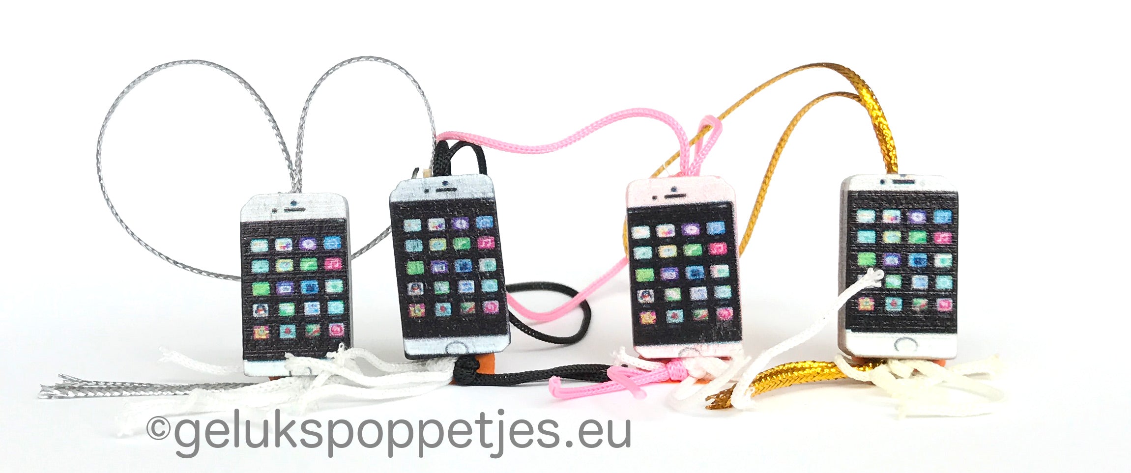 Naam sleutelhanger met gelukspoppetje telefoon