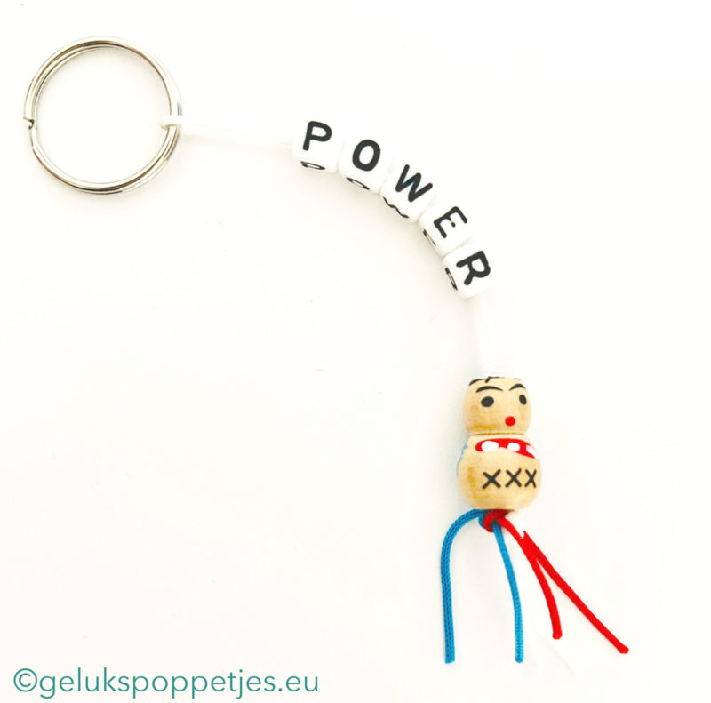Sleutelhanger power met houten gelukspoppetje