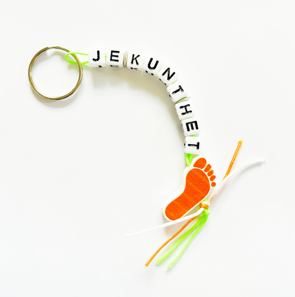 Keychain you can make it with lucky doll foot